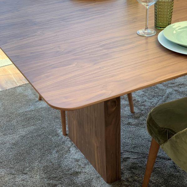 Dallas Dining Table