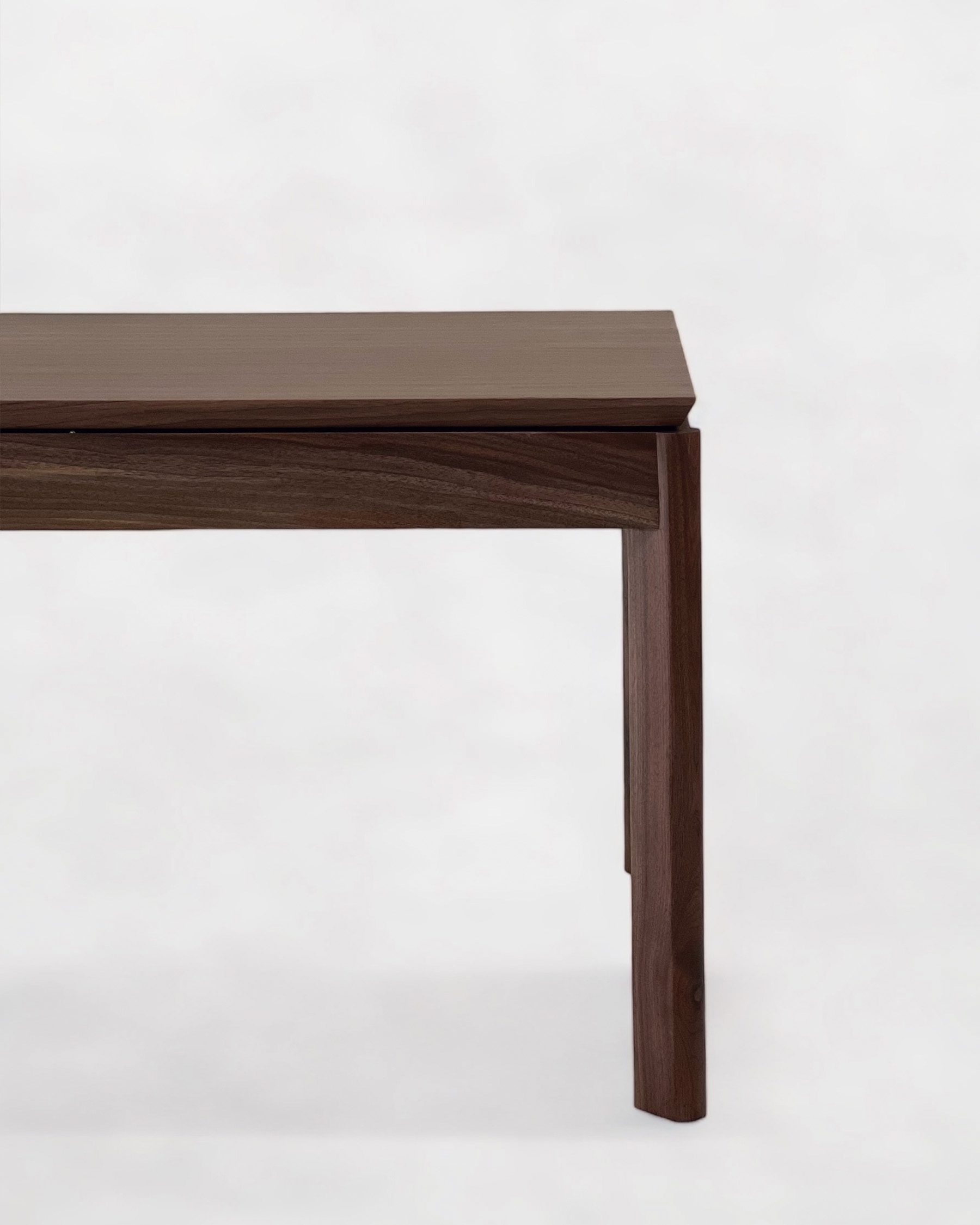 Nord Dining Table