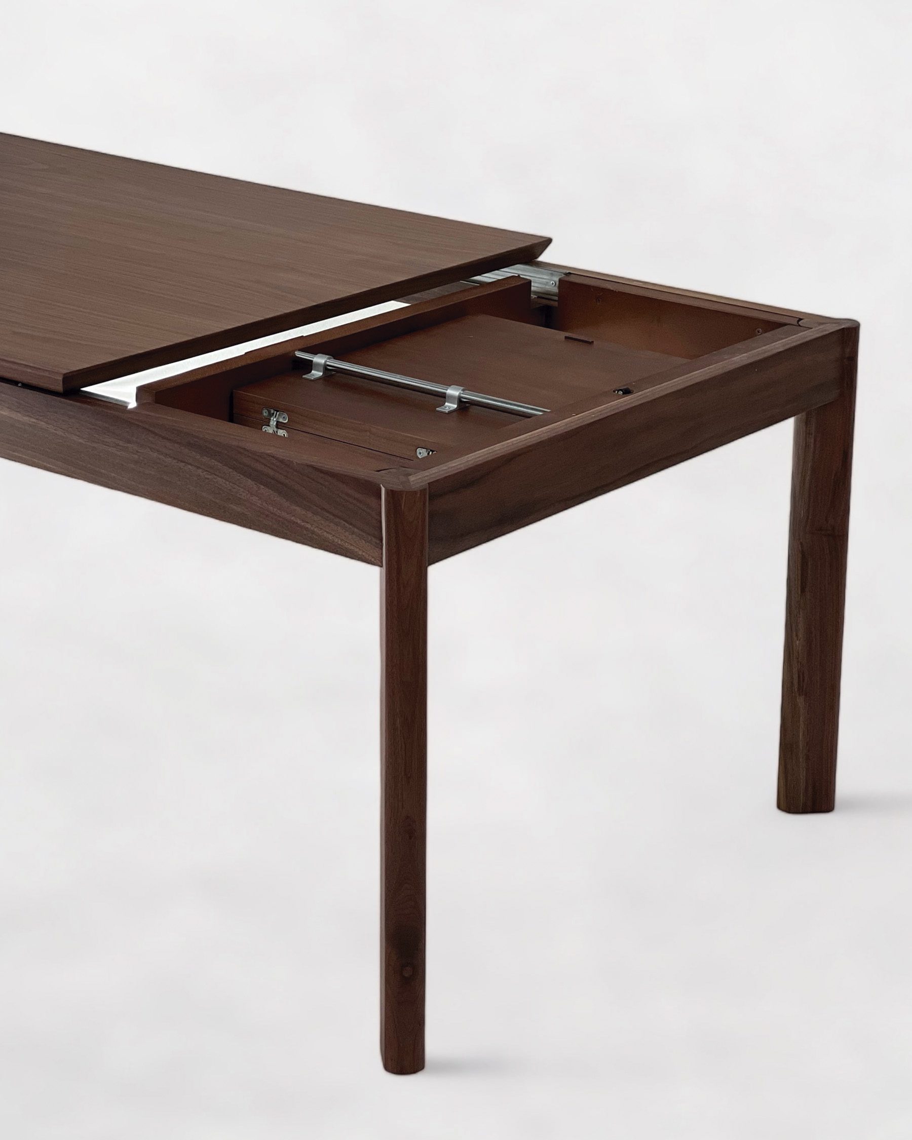 Nord Dining Table