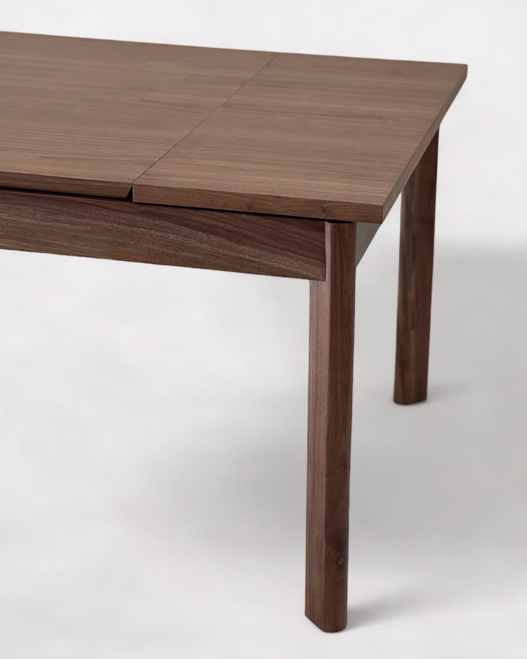 Nord Dining Table